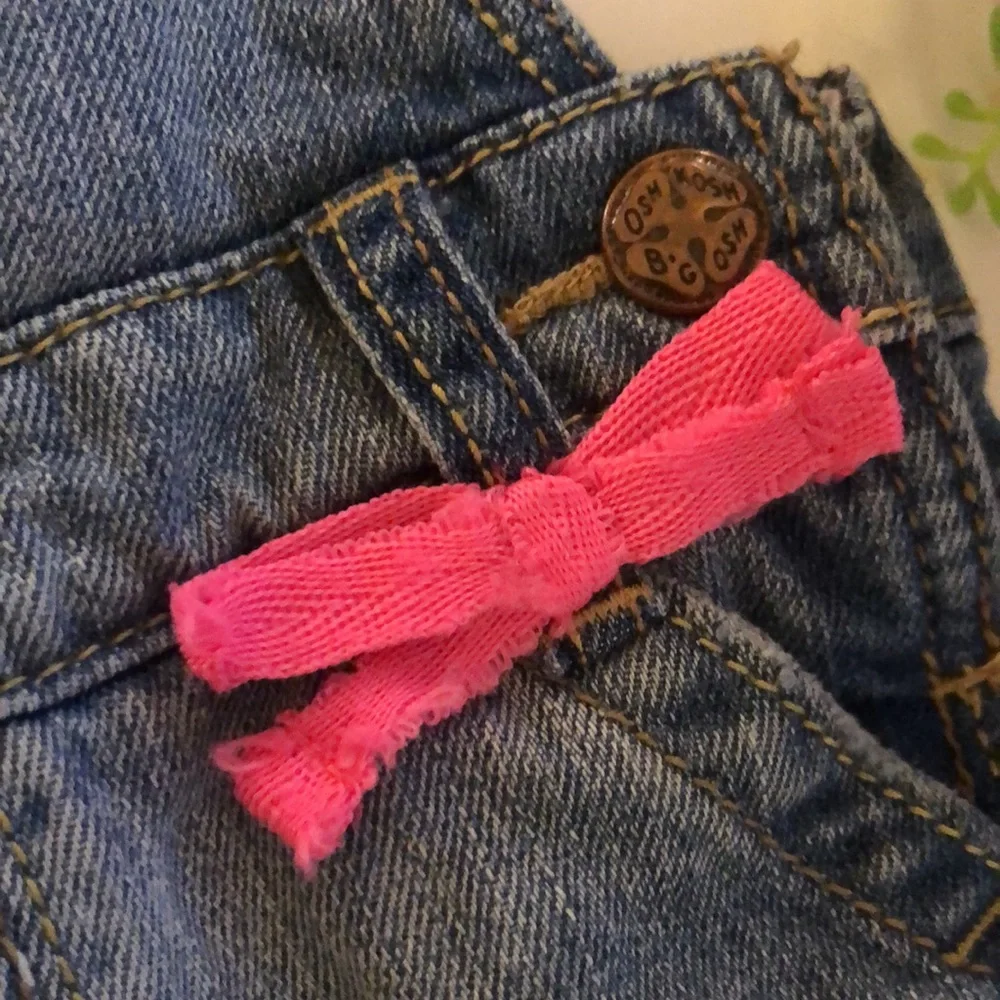 Oshkosh Girls Denim overalls 12 Month Hot Pink Girls denim fleece lined